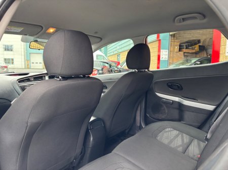 2016 Kia Ceed - thumbnail 12