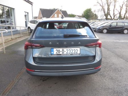 2021 Skoda Octavia AMB 2.0tdi 115HP 4DR €22,950 thumbnail