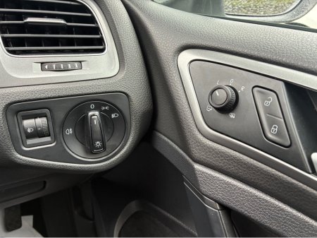 2014 Volkswagen Golf - thumbnail 14