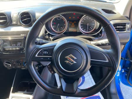 2021 Suzuki Swift - thumbnail 13