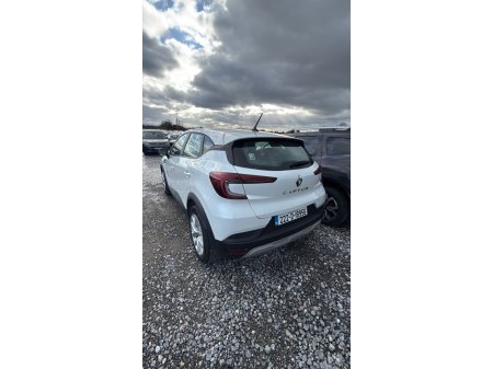2022 Renault Captur 1.0 TCe 90 DFull Play €16,995 thumbnail