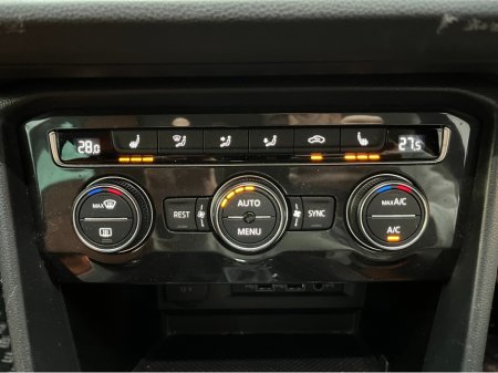 2019 Volkswagen Tiguan €25950 2019 VOLKSWAGEN TIGUAN TDI 4MOTION HIGH LINE 2.0 AUTOMATIC / CRUISE CONTROL / 360° PARKING CAMERA / ELECTRIC MEMORY & HEATED SEATS / HEATED REAR SEATS €25,950 thumbnail