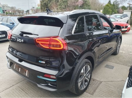 2022 Kia Niro - thumbnail 6