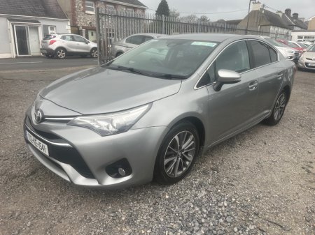 2017 Toyota Avensis - view 2