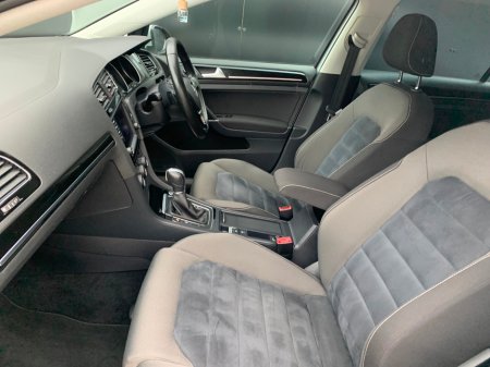 2014 Volkswagen Golf 1.4 TSI 150 BHP HIGHLINE DSG 5DR // LOW MILEAGE // GREAT CONDITION // REVERSE CAMERA, CRUISE AND PRIVACY GLASS // €10,950 thumbnail