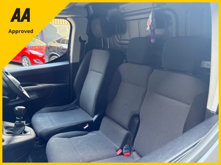 2020 Peugeot Partner - thumbnail 14