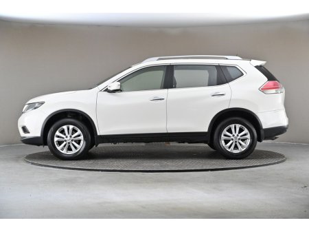 2017 Nissan X-Trail 1.6D XE 6SPD 5SEATS €16,890 thumbnail