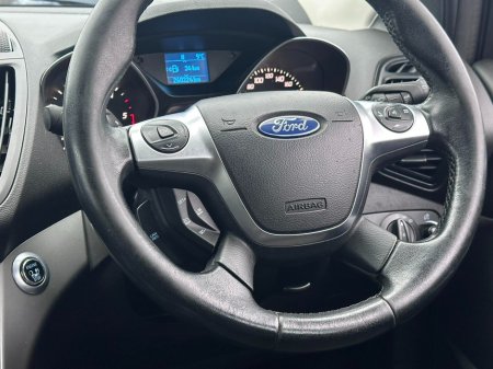 2015 Ford Kuga 4SEATS Commercial €5,950 thumbnail
