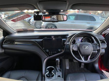 2019 Toyota Camry WS AUTOMATIC HYBRID 2.5 PETROL //HIGH SPEC//FULL LEATHER HEATED SEATS//HEAD UP DISPLAY//KEYLESS ENTRY// €26,950 thumbnail