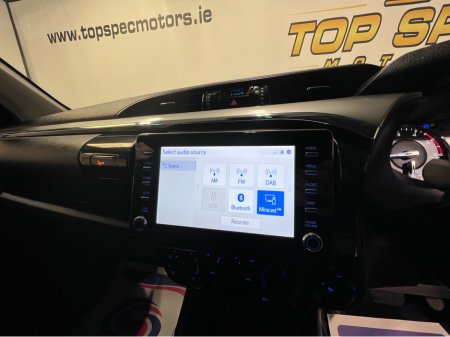 2024 Toyota Hilux Hilux Invicible 2.4tdi auto Double Cab €41,800 thumbnail