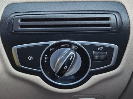 2017 Mercedes-Benz GLC Class ** DEPOSIT TAKEN **220 D 4MATIC 5DR AUTO €25,950 thumbnail