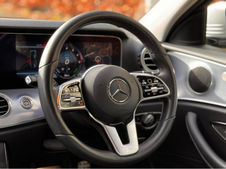 2019 Mercedes-Benz E Class E300  PREMIUM DE LUXURY €28,950 thumbnail