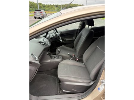 2016 Ford Fiesta ZETEC 1.0 65PS M5 4DR MCA €9,995