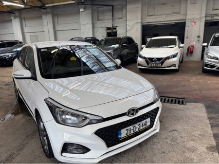 2021 Hyundai i20 - thumbnail 4