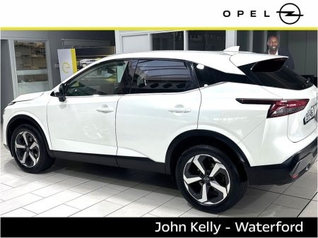 2023 Nissan Qashqai 1.3 PET MILD HYBRID SV PREMIUM €25,895 thumbnail