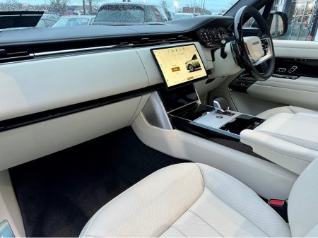 2026 Land Rover Range Rover *Deposit taken* AUTOBIOGRAPHY PHEV *Only 17km* thumbnail
