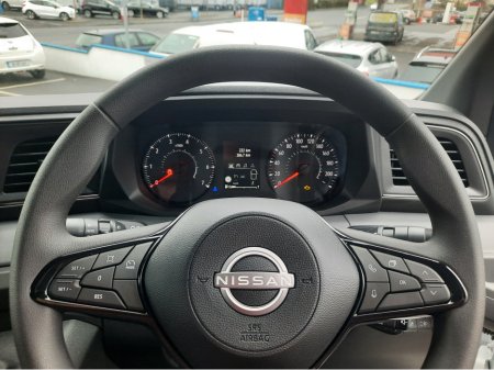 2026 Nissan Interstar L2H2 130 SV PREMIUM thumbnail