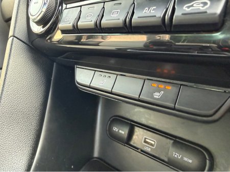 2021 Kia Sportage - thumbnail 17