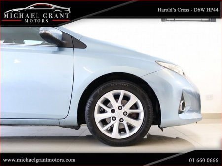 2014 Toyota Auris - thumbnail 9