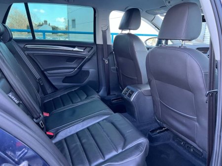 2016 Volkswagen Golf - thumbnail 8