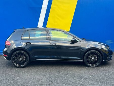 2018 Volkswagen Golf HIGHLINE R-LINE PACK 1.4 TSI AUTO // FULL SERVICE HISTORY // REVERSE CAMERA // APPLE CARPLAY/ANDROID AUTO €18,950