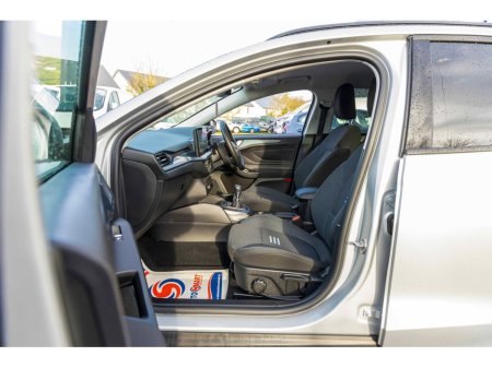 2023 Ford Focus 2023 Ford Focus 1.0L EcoBoost 125PS Trend €24,500 thumbnail