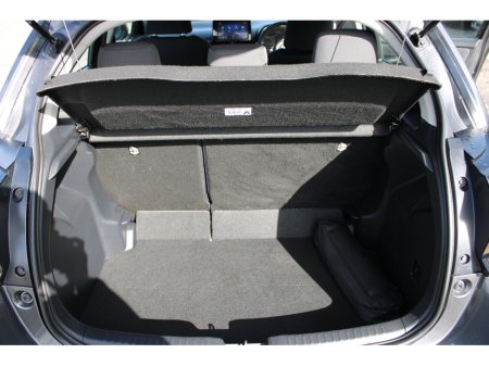 2024 Toyota Yaris - thumbnail 13