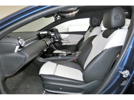 2020 Mercedes-Benz A Class A 180 SALOON *2TONE FULL LEATHER* €28,890 thumbnail