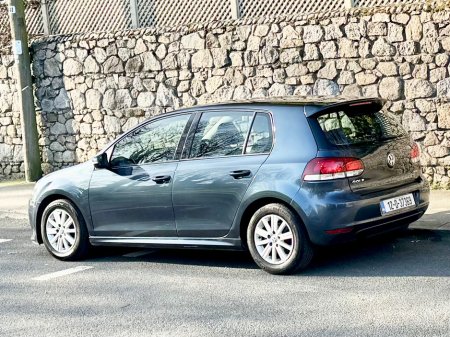 2012 Volkswagen Golf - thumbnail 5