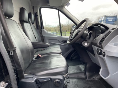 2019 Ford Transit - thumbnail 18