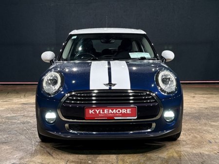 2017 MINI Cooper 1.5 AUTOMATIC - BLUE 2 TONE - FACTORY ALLOY WHEELS - REAR CAMERA €14,950 thumbnail