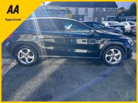 2017 Mercedes-Benz GLA Class 2017 MERCEDES GLA 180 URBAN PETROL AUTO LOW KMS €21,950 thumbnail