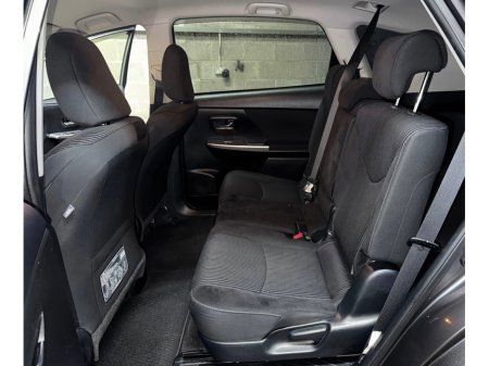 2020 Toyota Prius - thumbnail 9