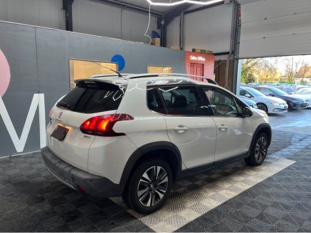 2017 Peugeot 2008 €12950! 2017 PEUGEOT 2008 1.2 AUTOMATIC €12,950 thumbnail