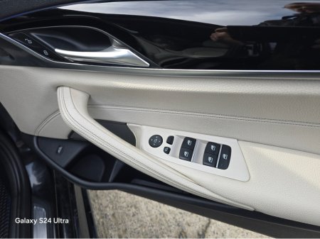 2018 BMW 5 Series - thumbnail 12