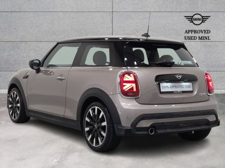 2023 MINI Hatch COOPER Cooper Exclusive Auto
