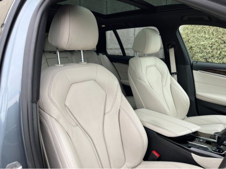 2018 BMW 5 Series - thumbnail 13