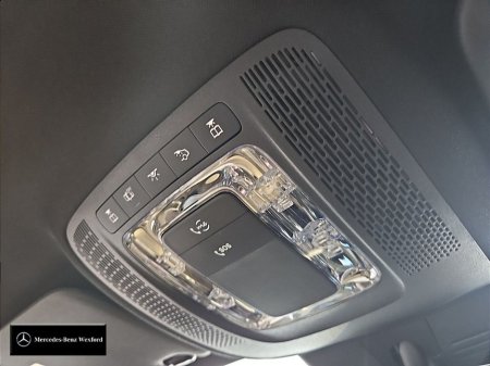 2026 Mercedes-Benz GLB 200D - Progressive 5 seats €66,535 thumbnail