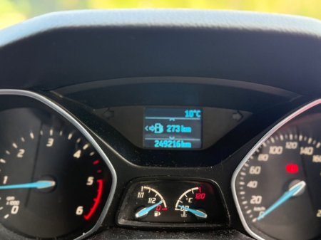 2013 Ford Focus - thumbnail 8