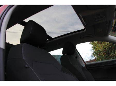 2018 Skoda Kodiaq DSG * Low KMs *Sunroof * 7 seats Huge spec €28,950