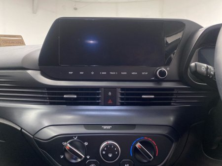 2025 Hyundai i20 - thumbnail 8