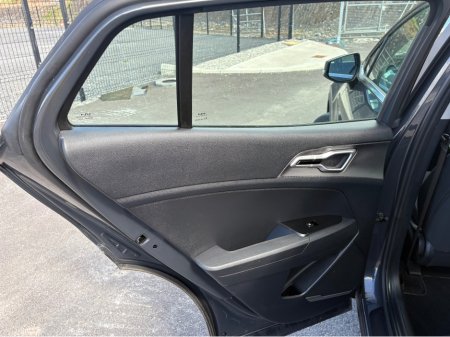 2024 Kia Sportage - thumbnail 17