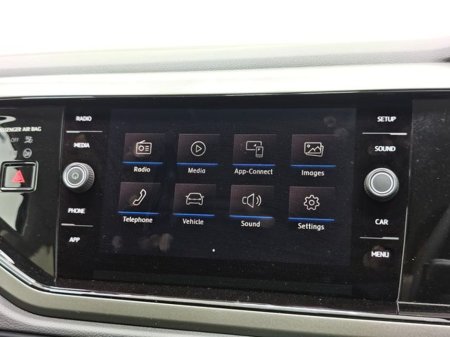 2019 Volkswagen Polo - thumbnail 16