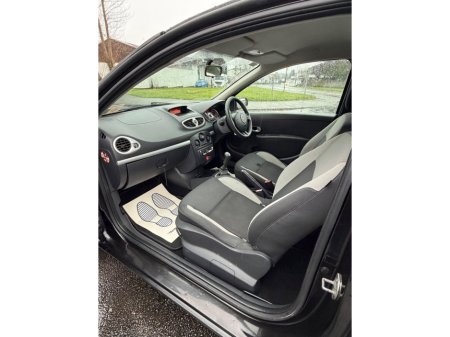 2010 Renault Clio 1.2 16V ETH ROYALE ECO €2,950 thumbnail