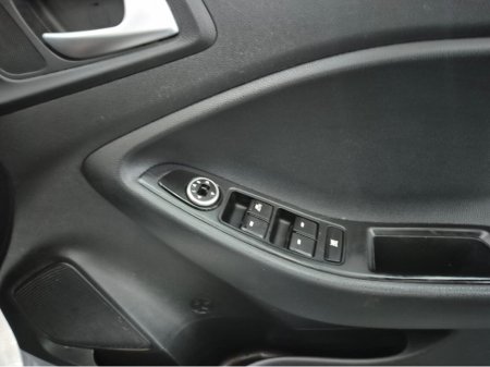 2016 Hyundai i20 - thumbnail 12