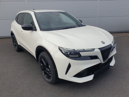 2026 Alfa Romeo Junior 