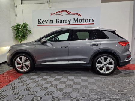 2024 Audi Q4 e-tron 45 S LINE (TECH PACK / 82KWH BATTERY) 282BHP AUTOMATIC **ONE OWNER / APPLE CARPLAY / ADAPTIVE CRUISE CONTROL / FULL LEATHER / SONOS PREMIUM SOUND / SAT NAV / REVERSE CAMERA / WIRELESS PHONE CHARGING** €43,900 thumbnail