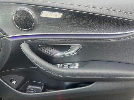 2019 Mercedes-Benz E Class 200 D AMG LINE AUTO 4DR €26,999 thumbnail