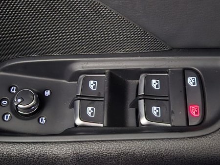 2019 Audi A3 SPORT LUXURY PACK**1.4 TFSI AUTO**FULL LEATHER**FULL ELECTRIC HEATED SEATS**FACELIFT SPORT MODEL**APPLE AND ANDROID CARPLAY**DIGITAL DASH**IRISH MAPS**KEYLESS ENTRY**WARRANTY AVAILABLE**FINANCE €21,949 thumbnail