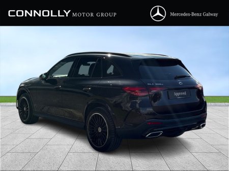 2025 Mercedes-Benz GLC Class - thumbnail 2